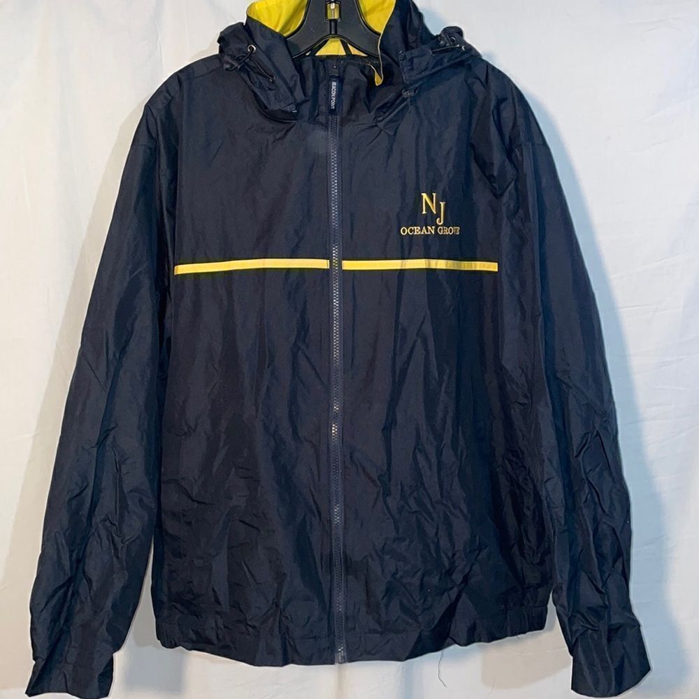 Beacon point rain coat/wind breaker